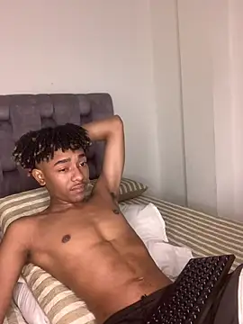 Snapshot of Boy_cock18 chatting on February 24, 2025, 11:21 am Boy cock18 online show from February 24, 2025, 11:21 am