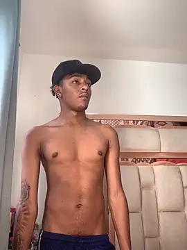 Snapshot of Boy_cock18 chatting on October 28, 2025, 8:33 pm Boy cock18 online show from October 28, 2025, 8:33 pm