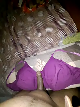 Snapshot of Bloal25 chatting on February 1, 2025, 10:15 am Bloal25 online show from February 1, 2025, 10:15 am