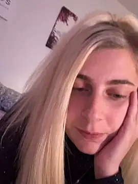 Snapshot of bambi77777 chatting on January 2, 2025, 5:03 am bambi77777 online show from January 2, 2025, 5:03 am