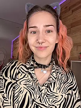 SashaMeow online show from July 14, 2026, 4:34 pm