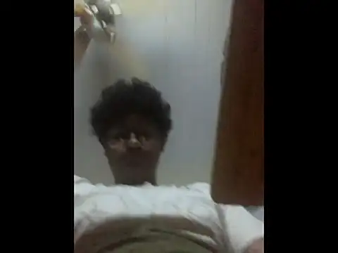 Snapshot of MelHorny03 chatting on March 2, 2026, 4:03 am MelHorny03 online show from March 2, 2026, 4:03 am