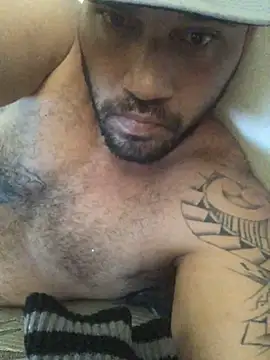 Snapshot of Hawaiianeyes chatting on October 7, 2025, 4:53 am Hawaiianeyes online show from October 7, 2025, 4:53 am