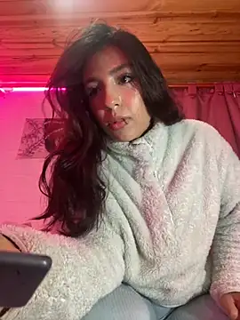 Snapshot of lauuraww chatting on September 30, 2025, 2:11 pm lauuraww online show from September 30, 2025, 2:11 pm