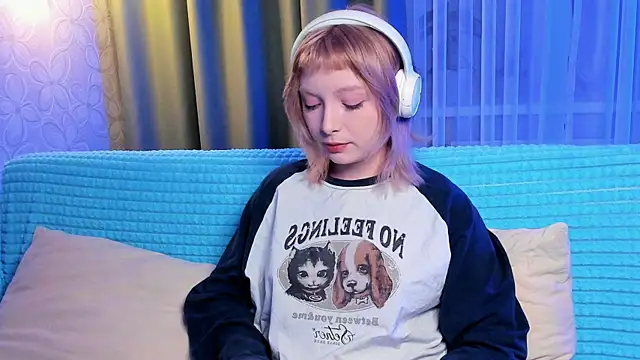 Snapshot of forget_me_not_eve chatting on October 23, 2025, 1:21 pm forget me not eve online show from October 23, 2025, 1:21 pm