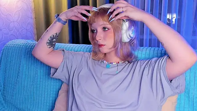 Snapshot of forget_me_not_eve chatting on November 8, 2025, 12:44 am forget me not eve online show from November 8, 2025, 12:44 am