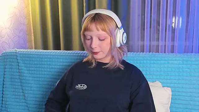 Snapshot of forget_me_not_eve chatting on November 16, 2025, 5:13 am forget me not eve online show from November 16, 2025, 5:13 am