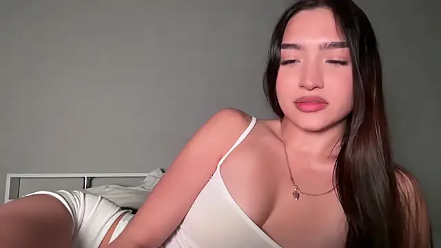 MilenaMilven online show from April 9, 2026, 8:25 pm