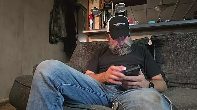 zaneporter46 online show from June 3, 2026, 2:08 pm