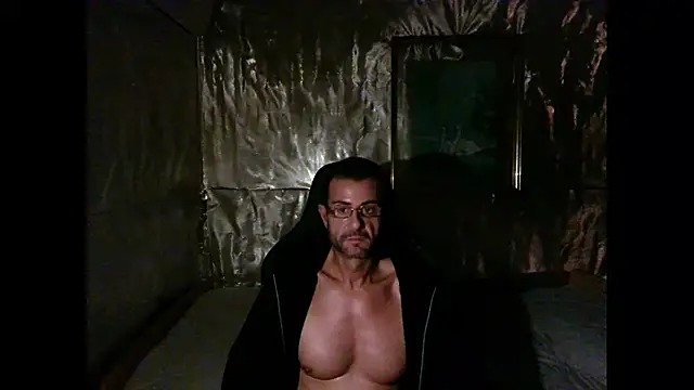 Marieettee online show from February 1, 2025, 9:40 pm