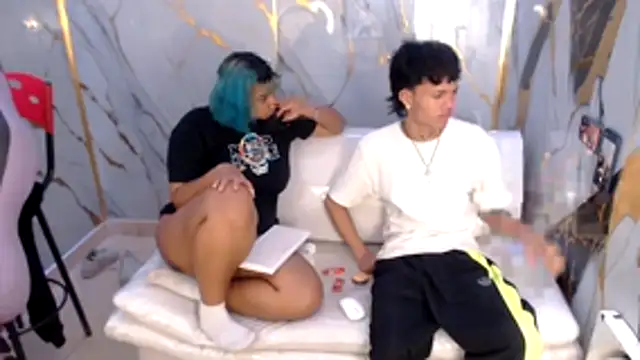 Snapshot of andy_dan18 chatting on November 10, 2025, 3:22 pm andy dan18 online show from November 10, 2025, 3:22 pm