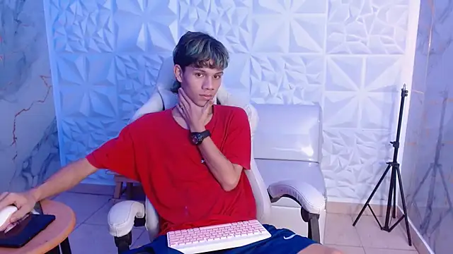 andy dan18 online show from March 19, 2026, 8:24 pm