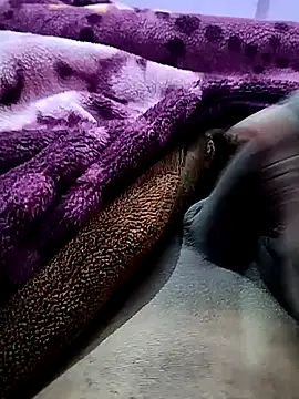 PLAYBOYYRAAJ online show from January 8, 2025, 2:35 pm