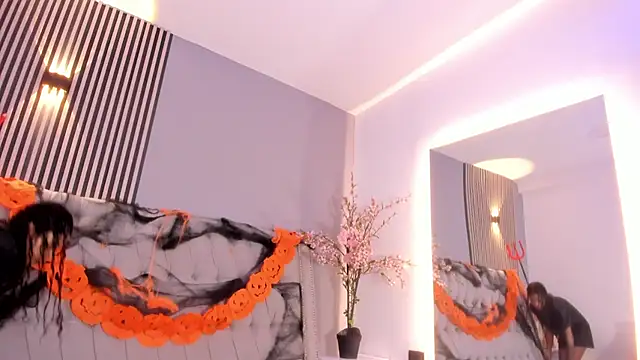 Snapshot of GysellHanson chatting on November 2, 2025, 11:23 am GysellHanson online show from November 2, 2025, 11:23 am