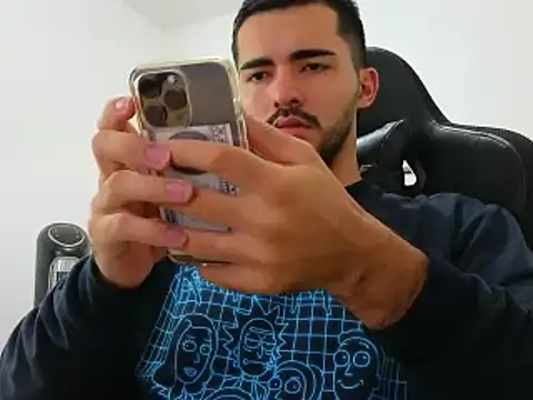 Massimoo 07 online show from December 23, 2024, 5:22 pm