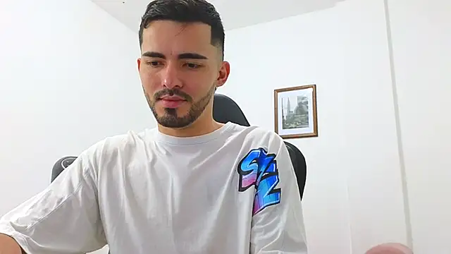 Massimoo 07 online show from January 1, 2025, 10:35 pm