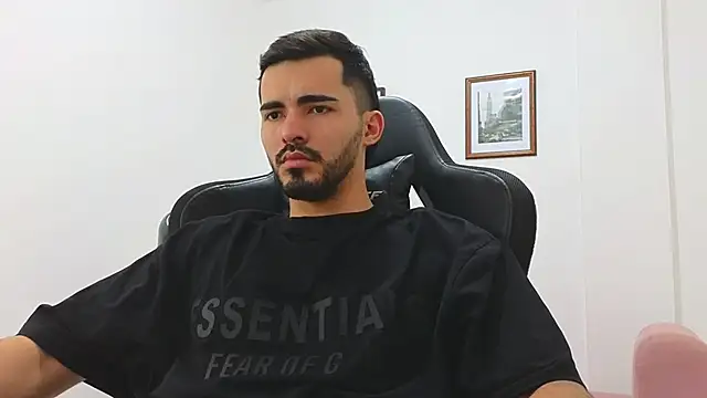 Massimoo 07 online show from January 9, 2025, 8:22 pm