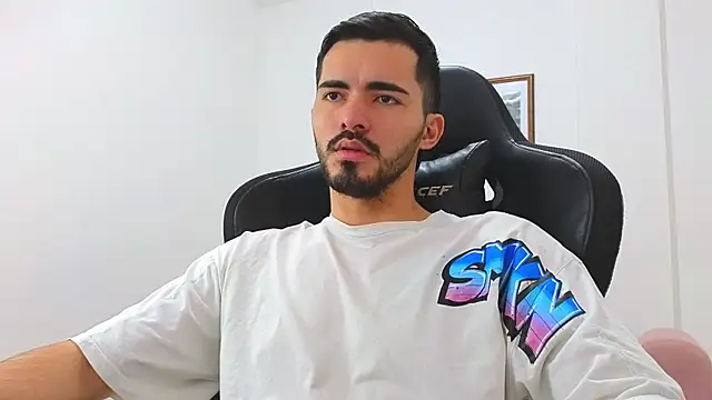 Massimoo 07 online show from January 13, 2025, 7:10 pm