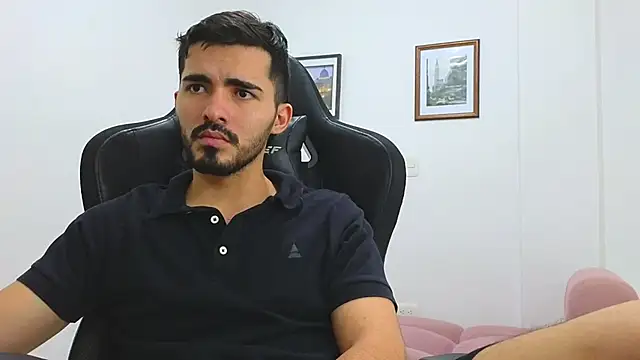 Massimoo 07 online show from January 16, 2025, 11:27 pm