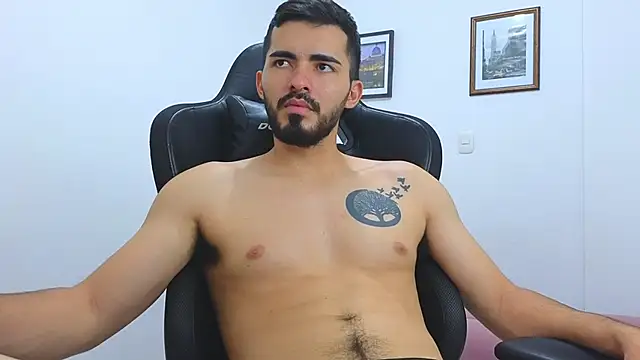 Massimoo 07 online show from February 6, 2025, 10:21 pm