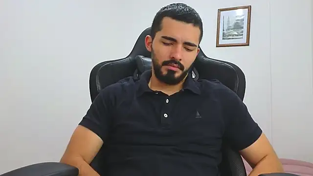 Massimoo 07 online show from March 22, 2025, 6:47 pm