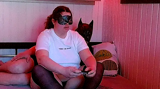 SuzyUndStrolch online show from March 3, 2025, 12:16 pm