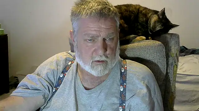 Snapshot of viejo_oso chatting on November 17, 2025, 3:23 am viejo oso online show from November 17, 2025, 3:23 am