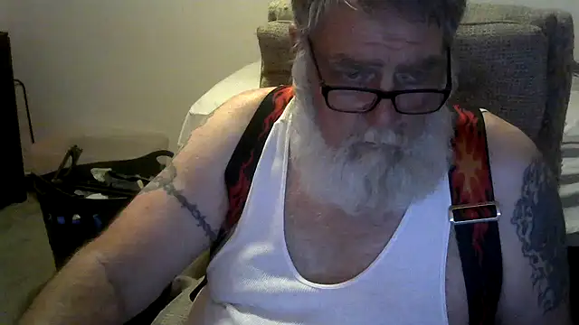 viejo oso online show from May 13, 2026, 6:11 am