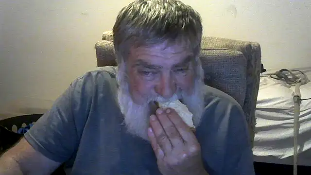 viejo oso online show from May 18, 2026, 5:57 am