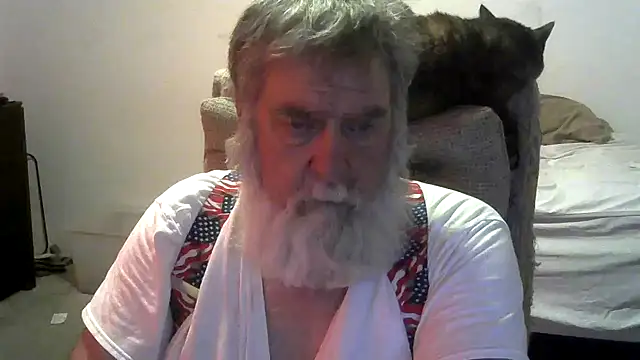 viejo oso online show from June 11, 2026, 4:54 am