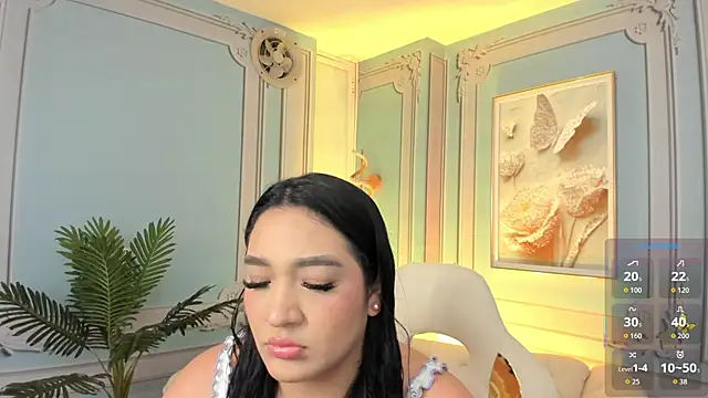 stefany duque1  online show from October 15, 2025, 2:22 am