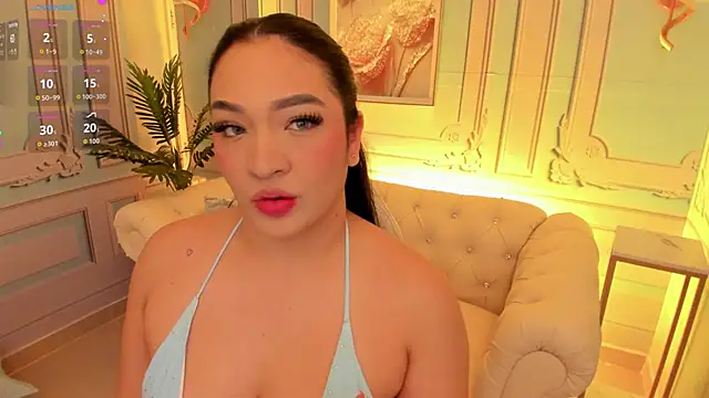 stefany duque1  online show from November 18, 2025, 3:01 am