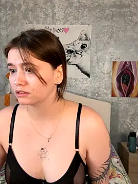 Snapshot of Sabrina_shells chatting on October 2, 2025, 10:33 am Sabrina shells online show from October 2, 2025, 10:33 am