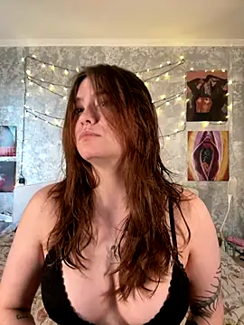 Snapshot of Sabrina_shells chatting on November 12, 2025, 10:04 am Sabrina shells online show from November 12, 2025, 10:04 am