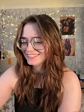 Snapshot of Sabrina_shells chatting on November 30, 2025, 10:30 am Sabrina shells online show from November 30, 2025, 10:30 am