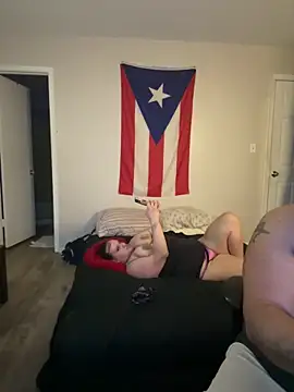 cloudy couple444 online show from February 5, 2025, 11:44 am