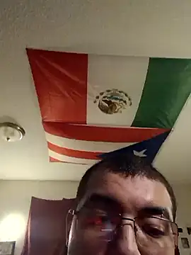 cloudy couple444 online show from September 27, 2025, 8:03 pm