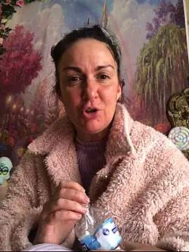 Snapshot of BELLAMORGANE1 chatting on November 30, 2025, 10:52 am BELLAMORGANE1 online show from November 30, 2025, 10:52 am