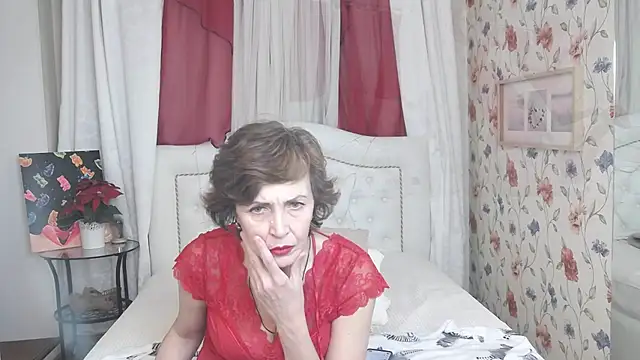 Snapshot of SilviaHart chatting on October 9, 2025, 12:47 pm SilviaHart online show from October 9, 2025, 12:47 pm