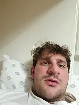 Snapshot of michemichemiche8 chatting on November 14, 2025, 9:46 pm michemichemiche8 online show from November 14, 2025, 9:46 pm