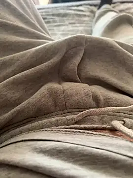 Snapshot of 22TT2295 chatting on March 4, 2025, 3:59 pm 22TT2295 online show from March 4, 2025, 3:59 pm