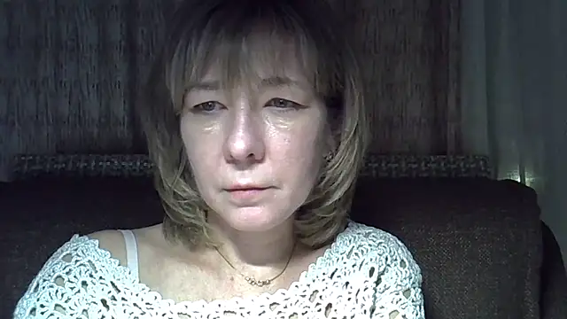 EllaJohnsonX online show from January 3, 2025, 4:06 pm