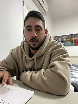 Snapshot of luffykingofpirets chatting on February 6, 2025, 11:21 am luffykingofpirets online show from February 6, 2025, 11:21 am