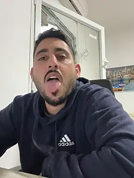 Snapshot of luffykingofpirets chatting on February 6, 2025, 2:58 pm luffykingofpirets online show from February 6, 2025, 2:58 pm