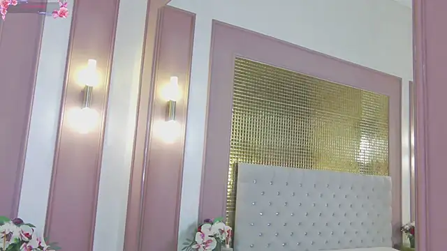 KiraMyers online show from February 23, 2025, 8:17 am