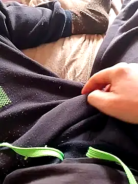 Snapshot of MaxiFabry chatting on February 7, 2025, 10:08 am MaxiFabry online show from February 7, 2025, 10:08 am