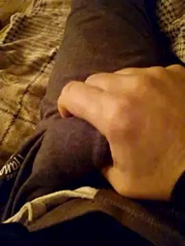 Snapshot of MaxiFabry chatting on October 25, 2025, 7:52 pm MaxiFabry online show from October 25, 2025, 7:52 pm