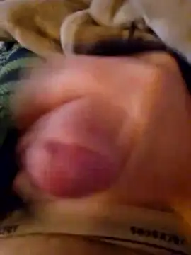 Snapshot of MaxiFabry chatting on November 3, 2025, 9:59 pm MaxiFabry online show from November 3, 2025, 9:59 pm