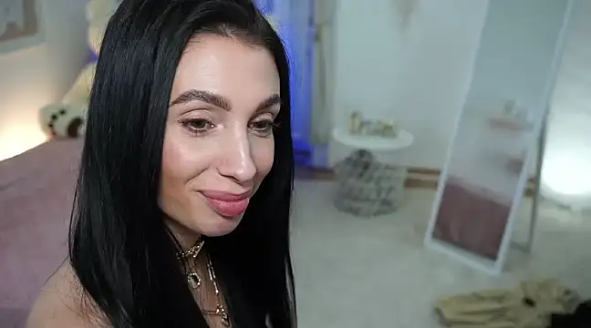 Snapshot of Laady_Rosee chatting on January 14, 2025, 8:59 pm Laady Rosee online show from January 14, 2025, 8:59 pm