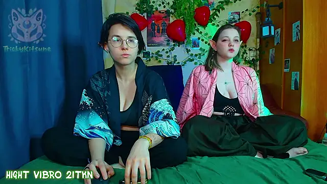 TrickyKitsune online show from March 26, 2026, 3:06 pm